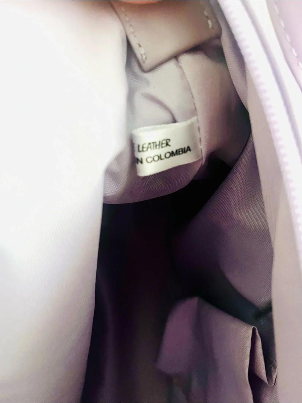 VINTAG Y2K Genuine Leather Piel hobo bag Lavender NwT